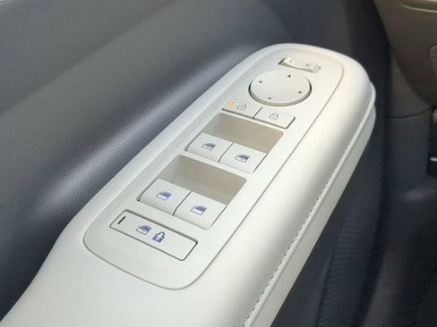 New 2025 Hyundai Santa Fe SEL FWD image 21