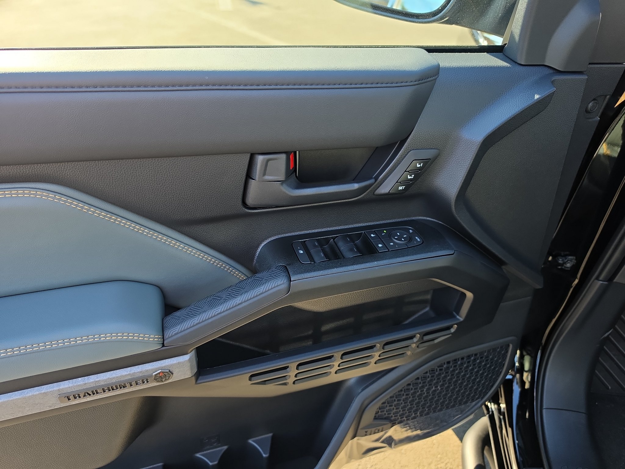 New 2026 Toyota 4Runner Trailhunter AWD/4WD image 13
