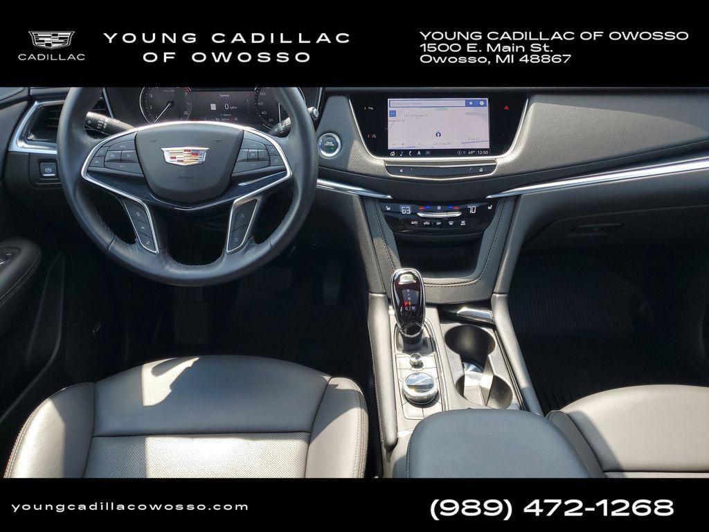 Certified 2024 Cadillac XT5 Premium Luxury w/ LPO, Floor Liner Package AWD/4WD image 25