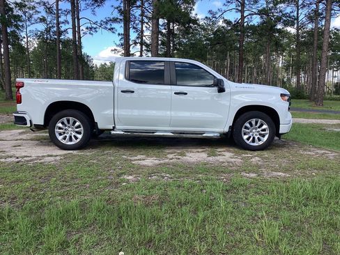 New 2025 Chevrolet Silverado 1500 Custom AWD/4WD image 6