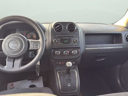 Used 2014 Jeep Patriot Sport w/ Power Value Group FWD image 18