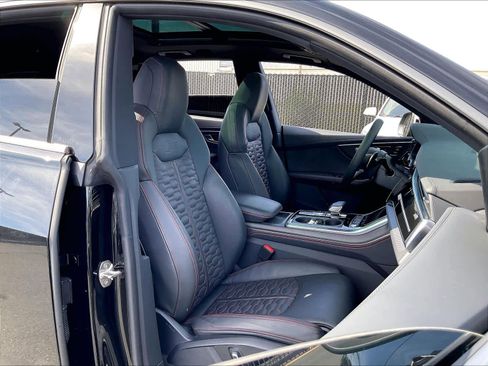 Used 2025 Audi RS Q8 performance image 9