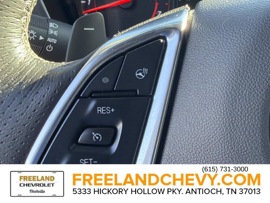 Used 2018 Chevrolet Camaro SS RWD image 28