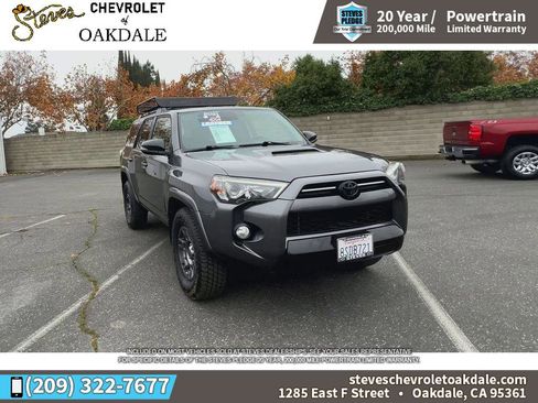 Used 2020 Toyota 4Runner Venture image 3