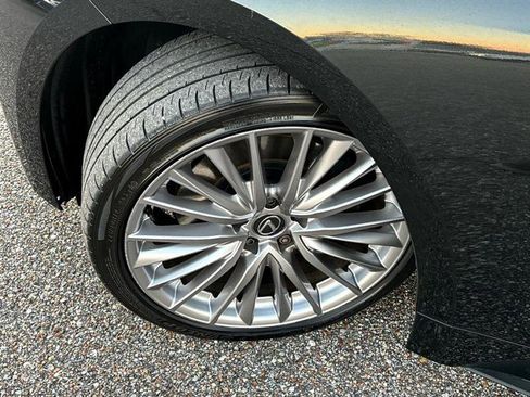 Used 2025 Lexus IS 300 w/ Premium Package image 48