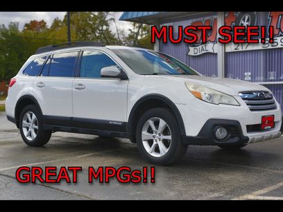 Used 2014 Subaru Outback 2.5i Limited w/ Moonroof Package