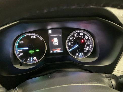 Used 2022 Toyota RAV4 XLE w/ Convenience Package AWD/4WD image 14