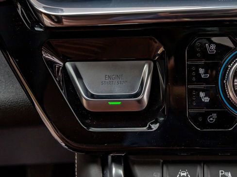 Used 2025 GMC Sierra 1500 Denali Ultimate image 23