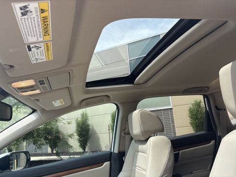 Used 2020 Honda CR-V Touring image 28