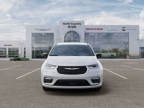 New 2026 Chrysler Pacifica Select FWD image 9