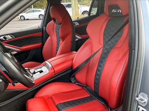 Used 2025 BMW X6 M Competition image 20