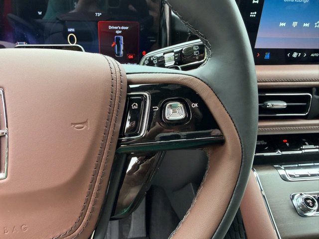 New 2026 Lincoln Aviator Reserve AWD/4WD image 10