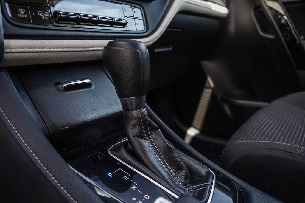 Used 2017 Toyota Corolla iM w/ Carpet Mat Package FWD image 24