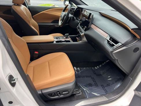 Certified 2025 Lexus RX 350 Premium Plus w/ Accessory Package (Z1) FWD image 13
