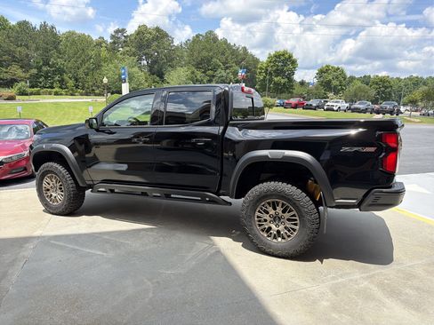 New 2026 Chevrolet Colorado ZR2 w/ Technology Package AWD/4WD image 8