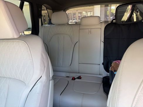 Used 2024 BMW X5 xDrive40i w/ M Sport Package image 17