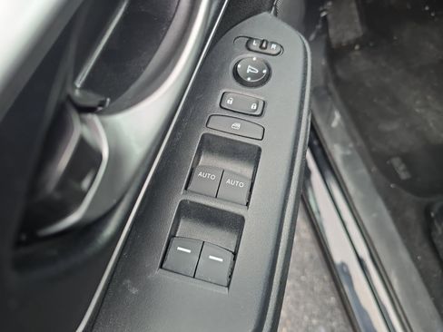 Used 2018 Honda CR-V EX image 14