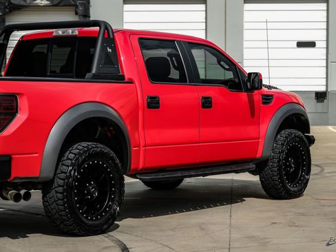 Used 2013 Ford F150 Raptor w/ Luxury Equipment Group AWD/4WD image 17
