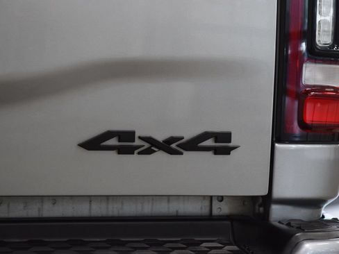 Used 2022 RAM 2500 Limited AWD/4WD image 23