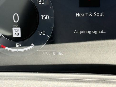 New 2026 Land Rover Range Rover Velar Dynamic SE image 28