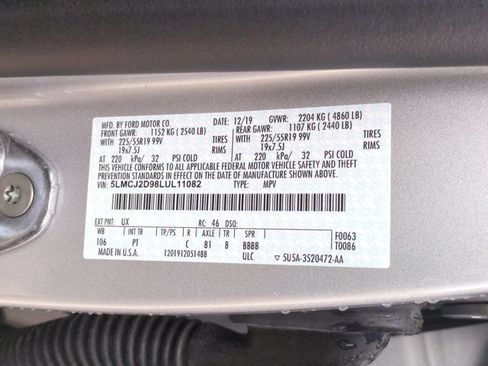 Used 2020 Lincoln Corsair Reserve w/ Equipment Group 201A image 17