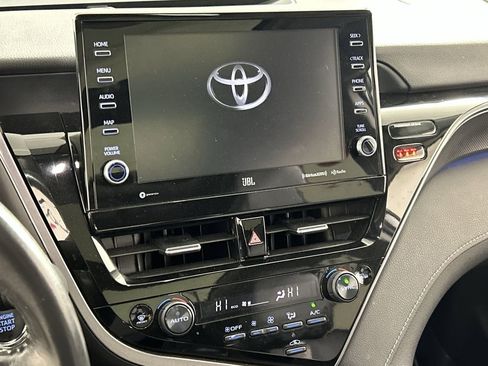 Used 2023 Toyota Camry XSE image 18