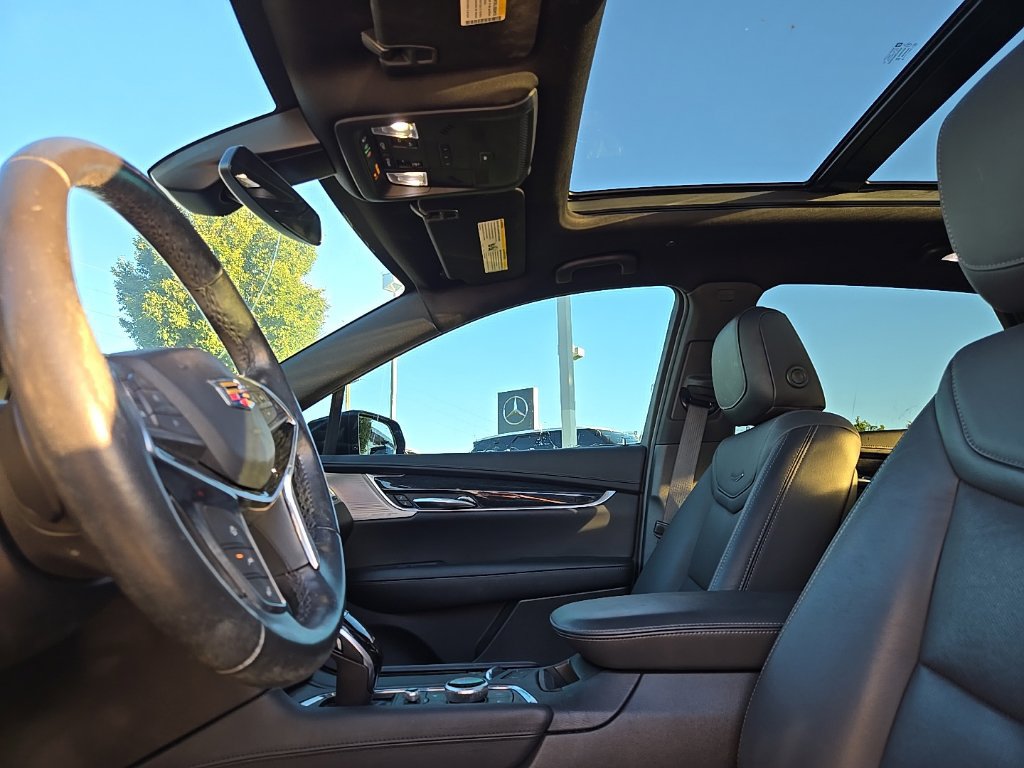 Used 2020 Cadillac XT5 Premium Luxury AWD/4WD image 38