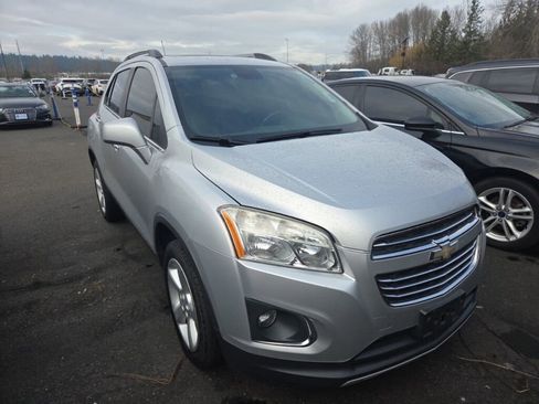 Used 2015 Chevrolet Trax LTZ image 4
