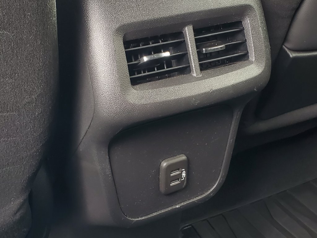 Used 2020 GMC Terrain SLE w/ Driver Convenience Package FWD image 24