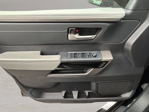 Used 2022 Toyota Tundra Limited image 17