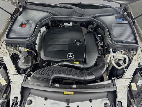 Used 2020 Mercedes-Benz GLC 300 image 29