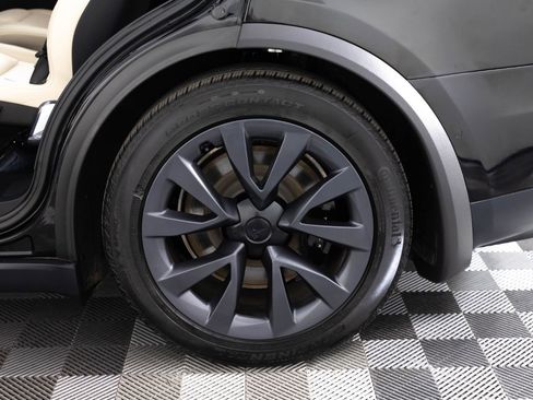 Used 2023 Tesla Model X Plaid image 44