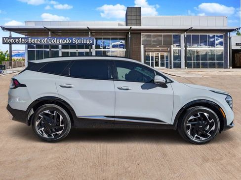 Used 2023 Kia Sportage SX image 4