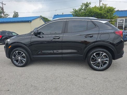Used 2023 Buick Encore GX Select w/ Safety Package II AWD/4WD image 5