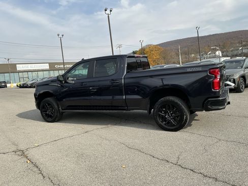 Used 2024 Chevrolet Silverado 1500 LT Trail Boss w/ Convenience Package II image 7