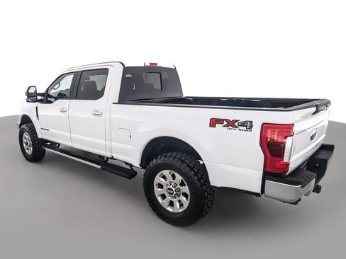 Used 2019 Ford F250 Lariat w/ Lariat Ultimate Package image 7