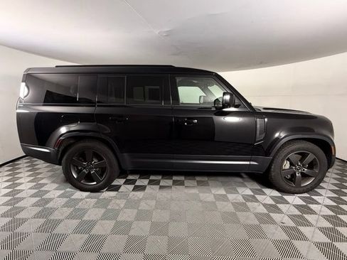 Used 2025 Land Rover Defender 130 S AWD/4WD image 8