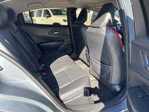 Used 2024 Toyota Prius Prime Premium FWD image 20