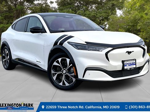 Certified 2022 Ford Mustang Mach-E Premium image 1