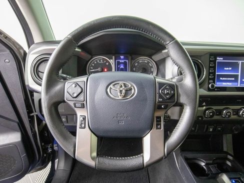 Used 2020 Toyota Tacoma SR5 image 19
