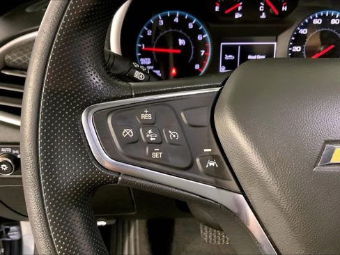 Used 2024 Chevrolet Malibu LT FWD image 18