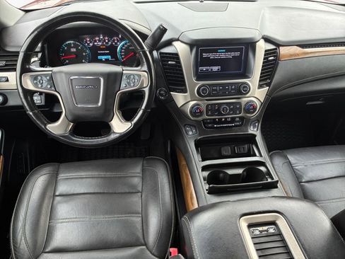 Used 2020 GMC Yukon XL Denali image 20