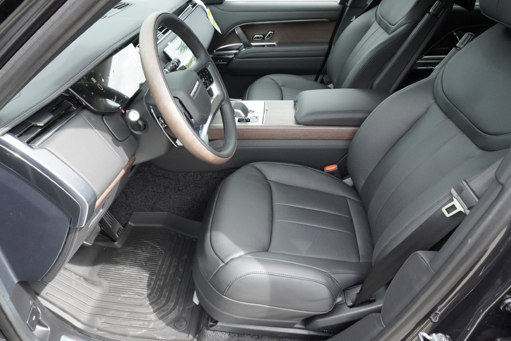 New 2026 Land Rover Range Rover Long Wheelbase Autobiography AWD/4WD image 19