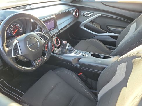 Used 2020 Chevrolet Camaro SS image 3