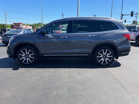 Used 2022 Honda Pilot Touring image 4