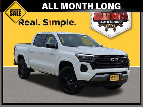 Certified 2025 Chevrolet Colorado Z71 w/ Technology Package AWD/4WD image 1