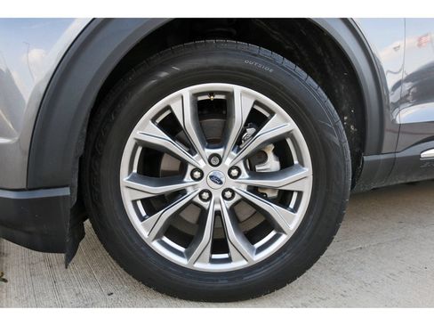 Used 2021 Ford Explorer Limited w/ Equipment Group 301A RWD image 34