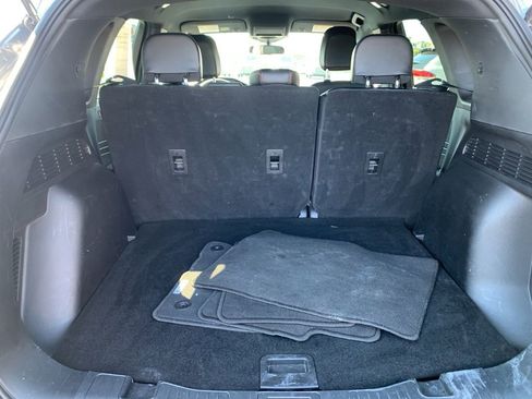 Used 2025 Ford Escape ST-Line image 14