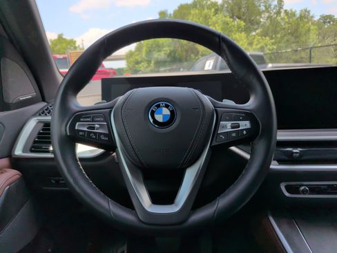Used 2024 BMW X5 xDrive50e w/ Premium Package AWD/4WD image 24