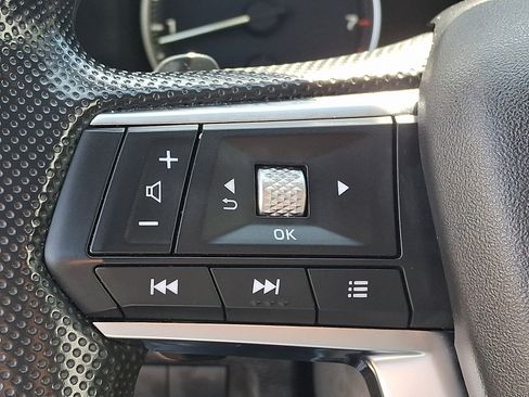 Used 2025 Mitsubishi Outlander ES AWD/4WD image 22